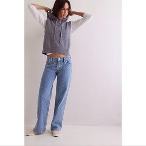 FREE PEOPLE Tennessee Low-Rise
Novelty Boyfriend Jeans